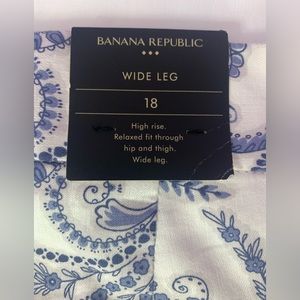 Banana Republic Slacks WIDE LEG - NWT size 18, Blue/White